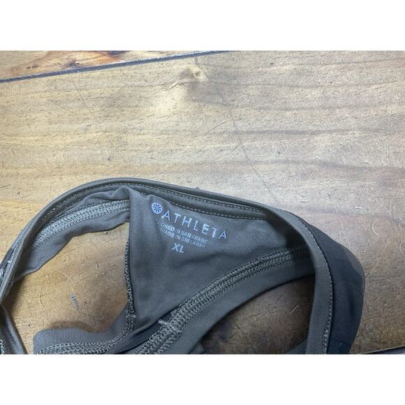 Athleta Camo Tank Top Size XL Limitless Keyhole Olive Green Athletic - Picture 6 of 9